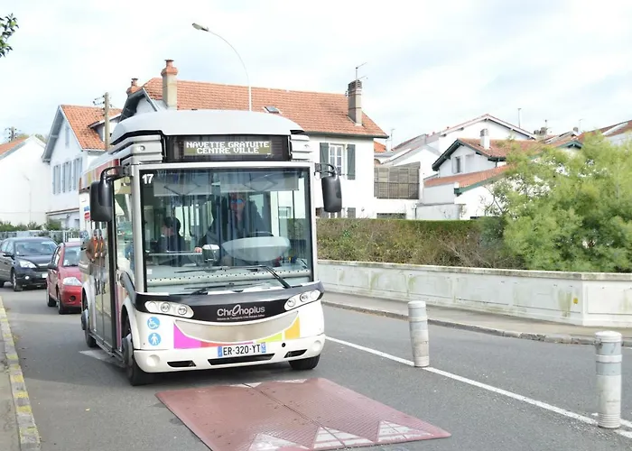 - Rénové Et Moderne - Au Calme - Centre - à Pied *